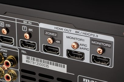 Préampli home-cinéma Marantz AV7706 noir, vue arrière connectique HDMI 8K/HDCP2.3 avec zones, moniteurs ARC et eARC
