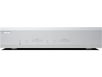 Musical Fidelity M3x Vinyl phono-forforstærker sølv med rektangulær frontplade, 6 runde knapper og sorte inskriptioner