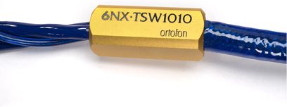 Phono-kabel 6NX-TSW 1010, snoet blå kappe, gylden sekskantet stik med sort inskription