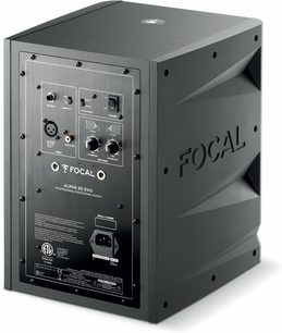 Aktiv monitorhøjttaler ALPHA 65 EVO, bagside, synlige tilslutninger og indstillinger, sort finish, Focal logo