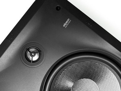 Indbygget væghøjttaler Elipson INFINITE IW8, close-up, øverste venstre hjørne, tweeter og woofer synlige