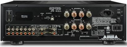 NAD C375BEE DAC CT titano stereo hi-fi stiprintuvas, priekinis vaizdas. Juoda priekinė panelė su mygtukais, lizdais ir ekranu