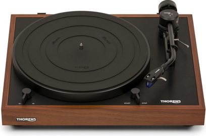 Plattenspieler Thorens TD 403 DD OAK, Draufsicht, dunkle Holzoberfläche, Teller und schwarzer Tonarm