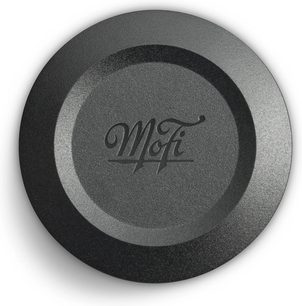 Притискаща шайба за грамофон Mofi Electronics Super Heavyweight черна, изглед отгоре с гравирано лого