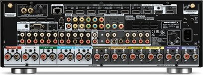 Stříbrno-zlatý AV receiver Marantz SR6015, pohled zepředu, čelní panel, audio/video konektory, ovládací tlačítka a regulační kolečka