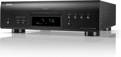 Hi-fi CD-afspiller DCD-3000NE sort, set forfra i en let skrå vinkel, glat front med baggrundsbelyst centralt display, CD-skuffe øverst, runde knapper og lysindikatorer til højre, synlige cylindriske fødder nedenunder