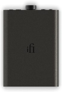Nešiojamasis DAC iFi Audio Hip DAC 3 juodos spalvos, kompaktiškas metalinis korpusas, vaizdas iš priekio su centrine ratuku ir logotipu
