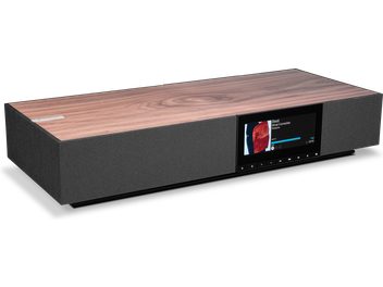 Trådlös ansluten högtalare Cambridge Audio EVO ONE, trekvartsvy, träöverdel, svart front, färgskärm i mitten