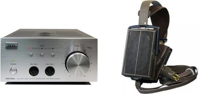 Zesilovač STAX SRM-006TS a otevřená sluchátka STAX SR-407 v hnědé kůži s obdélníkovými elektrostatickými měniči