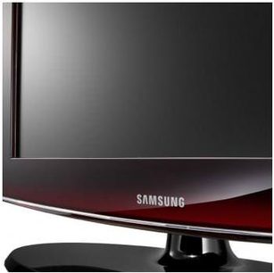 Samsung LE52A676 tv set set forfra, skinnende sort skærm, mørkerød kant, hvidt logo i bunden i midten
