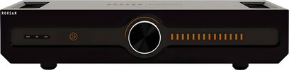 Roksan CASPIAN 4G sort stereo-forforstærker, front med stor centreret drejeknap og orange indikatorlys
