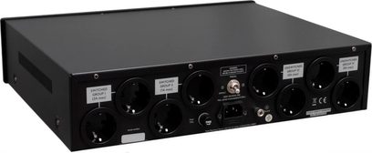 Taga Harmony PC-7000 sort strømforsyning, frontvisning, 4 stikkontakter, afbrydere, LED-indikatorer, stik