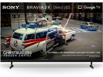 Musta Sony BRAVIA 2 II K50S2 -taulutelevisio ohuilla jaloilla, edestä kuvattuna, Google TV -käyttöliittymä näytöllä
