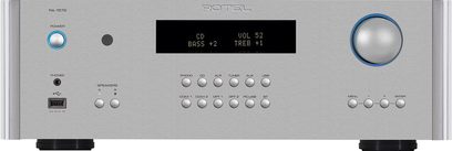 Rotel RA-1572 sidabrinės spalvos hi-fi stereo stiprintuvas, priekinė pusė su ekranu, mygtukais ir lizdais priekyje, vaizdas iš priekio