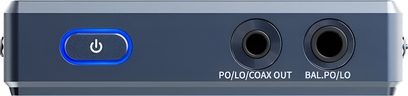 Audiophile bærbarspiller FiiO M33 R2R blå, forfra med på-knapp med blå ring og to hodetelefonutganger