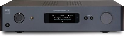 Stereo-Hi-Fi-Verstärker NAD C 379, Vorderansicht, schwarzes Gehäuse, zentrales Display zeigt "The Signal and the Noise", Knöpfe und Anschlüsse an der Frontseite