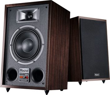 Magnat Transpuls 800A hi-fi bibliotekshøjttaler i mørkt træ, sort front, sølvfarvede højttalere, set forfra
