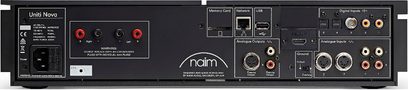 Vedere frontală a unui amplificator hi-fi stereo Naim Audio Uniti Nova negru cu față din aluminiu perlat, ecran color, butoane și conectori