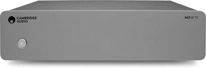 Amplificatore di potenza Cambridge Audio MXW70 grigio in alluminio con frontale essenziale visto frontalmente, corpo rettangolare con finitura opaca e pulsante di accensione circolare sulla sinistra