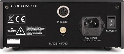 Separat Gold Note PSU-OUT strømforsyning, bagside, PSU-OUT og GND-stik, strømindgang, afbryder, fremstillet i Italien