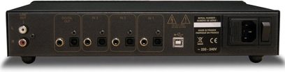 Atoll Electronique DAC100 SE sort digital-til-analog-konverter, bagside, digitale og analoge lydtilslutninger, strømforsyning