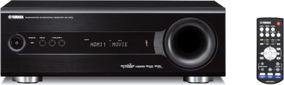 Yamaha YHT-S400 sort soundbar, set forfra, med LED-display, knapper og kontrolhjul øverst