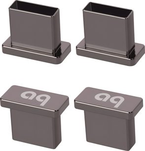 Audioquest støyblokkeringsplugg USB sett med 4 grå rektangulære hetter med aq-logo for USB-porter