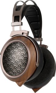 Braun-schwarzer Hi-Fi-Kopfhörer Sendy Audio Egret mit gemusterten, durchbrochenen Gittern und gepolstertem Kopfbügel, in Dreiviertelansicht