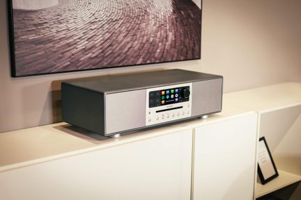 MUSIK I ALLE GENRER MED ET ENKELT TRYK PÅ EN KNAP