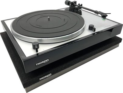 Thorens turntable, TD 1600 model, black, top view, with tonearm and record clamp