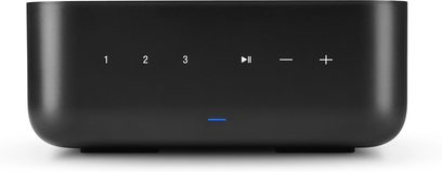 Підсилювач Denon Home Amp у чорному кольорі, вид спереду, кнопки 1, 2, 3, відтворення/пауза, регулятор гучності -, регулятор гучності +, синій світловий індикатор