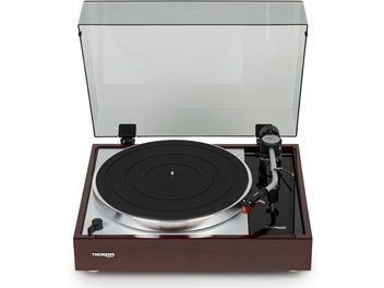 Lakuotos riešutmedžio Thorens TD 1500 vinilinių plokštelių grotuvas, vaizdas iš viršaus, atidarytas dangtis, nuskaitymo galvutė, juodas padėklas, medinis korpusas