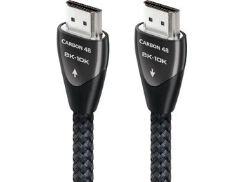 Два HDMI кабела Audioquest Carbon 48 8K 10K, със сребърни конектори и черна оплетка, заснети отпред един до друг