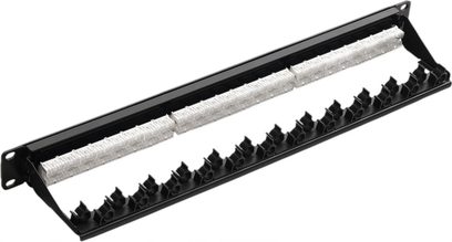 Панель кросування 24 x RJ45 CAT6 чорного металу з двома рядами білих конекторів та чорними пластиковими тримачами кабелів