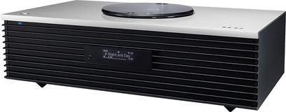 Trådløs, tilsluttet Technics SC-C70MK2EGS sort højttaler, set forfra, med LCD-skærm og indbygget CD-afspiller
