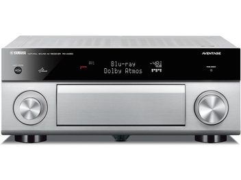 Yamaha RX-A1050 titano namų kino stiprintuvas, priekinis vaizdas, mėlynas ekranas, du sidabriniai sukamieji rankenėlės