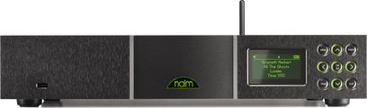 Priekšējais skats uz Naim Audio NDX tīkla audio atskaņotāju ar tūneri, melna matēta alumīnija korpusā, ar zaļu displeju un 8 pogām