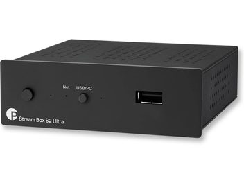 Netværkslydafspiller Stream Box S2 Ultra i sort, rektangulært kabinet, front med knap, USB-porte, inskriptioner og ventilationsåbninger.