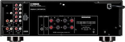 Yamaha A-S300 sort hi-fi stereoforstærker, set forfra, frontpanel med knapper, stik og røde lysdioder