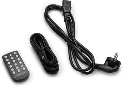 Triangle-Fernbedienung mit schwarzem Audiokabel und Stromkabel für vernetzte Lautsprecher Elara LN01A