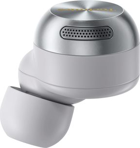 Auriculares inalámbricos hi-fi Technics EAH-AZ100E plateados, vista cercana de un auricular intrauditivo, superficie metálica lisa, rejilla perforada, punta de silicona transparente