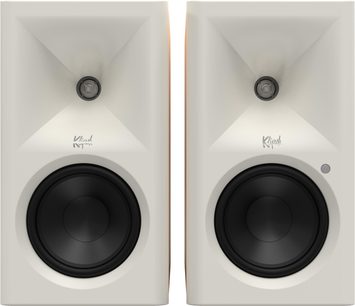 Klipsch The Fives II Eiche, Paar Regallautsprecher mit heller Front und schwarzen Lautsprechern, Frontalansicht