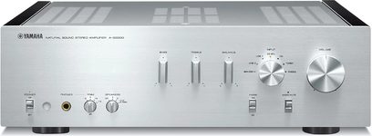 Yamaha A-S2000 stereo hi-fi forstærker i sølv/sort lakeret, set forfra, knapper og stik på forsiden, 2 drejeknapper øverst