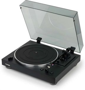 Giradischi hi-fi Thorens TD 101 A nero opaco, vista a 3/4 anteriore sinistra con coperchio antipolvere trasparente sollevato