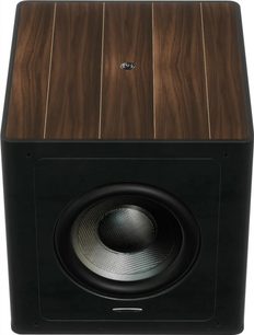 Černý subwoofer Sonus Faber Gravis III s horní částí v vzhledu tmavého dřeva a viditelným předním reproduktorem