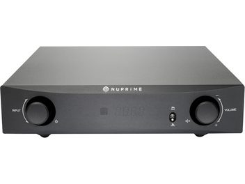 Amplificatore hi-fi stereo Nuprime IA-9X visto frontalmente, cabinet grigio scuro opaco, manopole rotanti, display LED