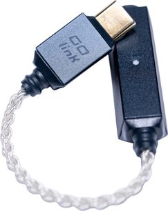 Bærbar DAC iFi Audio GO Link 2 svart, kort sølvflettet kabel med gullfarget metallkontakt i nærbilde