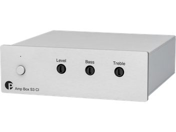 Pro-Ject Amp Box S3 CI zilveren high-fidelity eindversterker, vooraanzicht, zilveren knop links, 3 zwarte knoppen