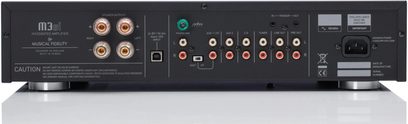 Stereo integreret forstærker M3si Musical Fidelity set bagfra med RCA-stik, USB, højttalerterminaler og strømstik
