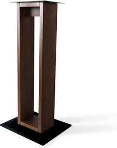 Tamsios medienos Norstone Design Alvä garsiakalbio stovas, stačiakampio formos su centrine anga, ant juodo kvadratinio pagrindo
